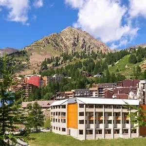 Sowell Residences New Chastillon 4* Isola 2000
